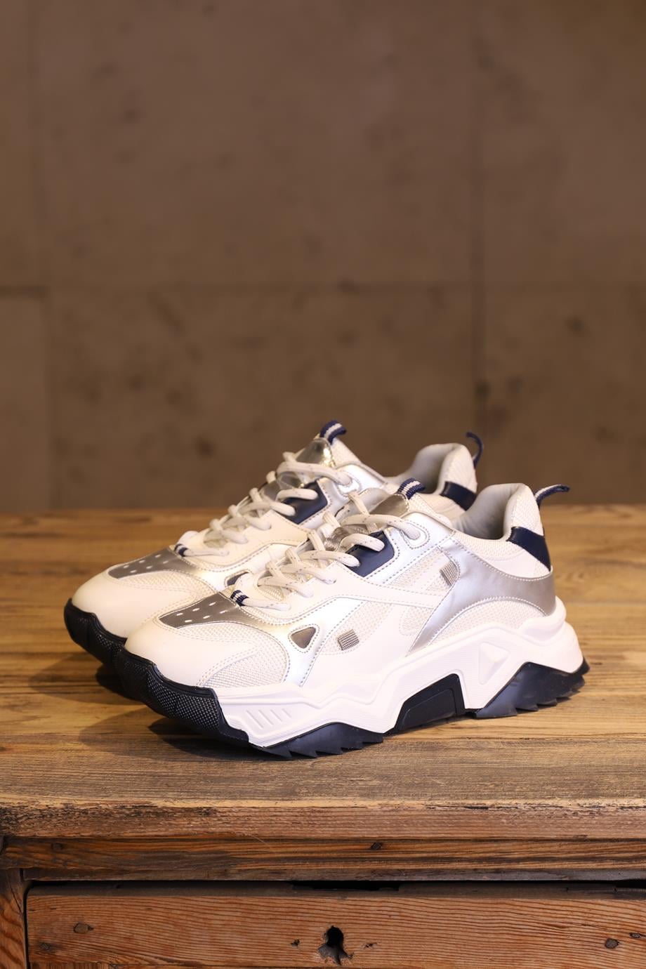 VİVA-KRISTE BELL65137-2Y4 K.BELL AYAKKABIBEYAZ LACİ