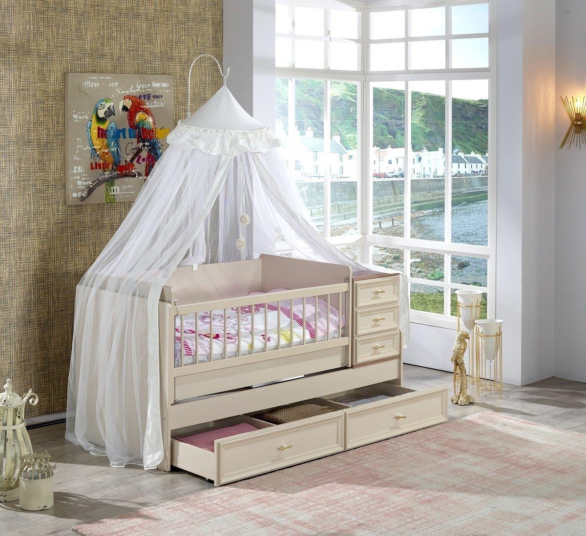 Zarif Bebek Odası Cam Kırığı