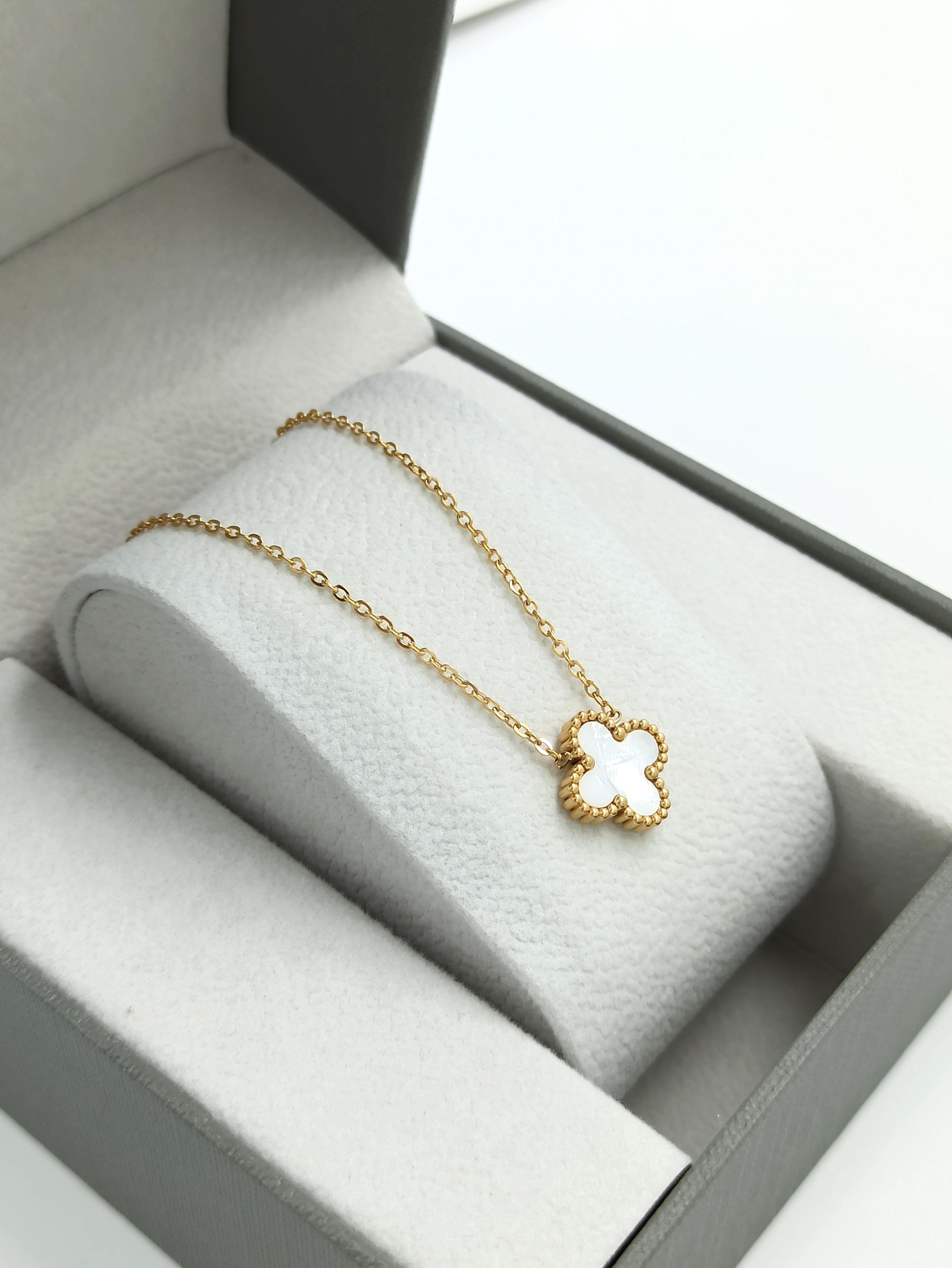 Çelik Çift Taraflı Tek Yoncalı Sedef Kolye Van Cleef Model Trkolye50340