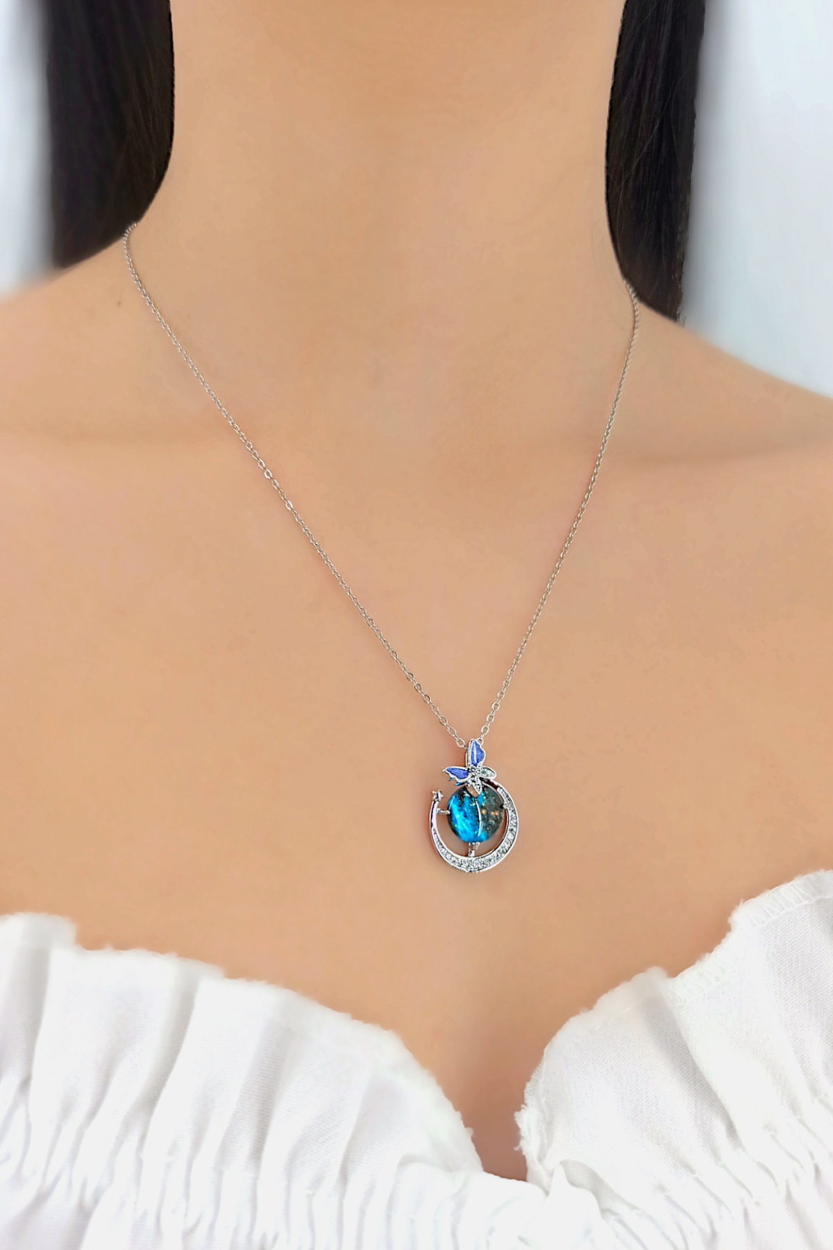 Çelik Kelebekli Gökyüzü Kolye