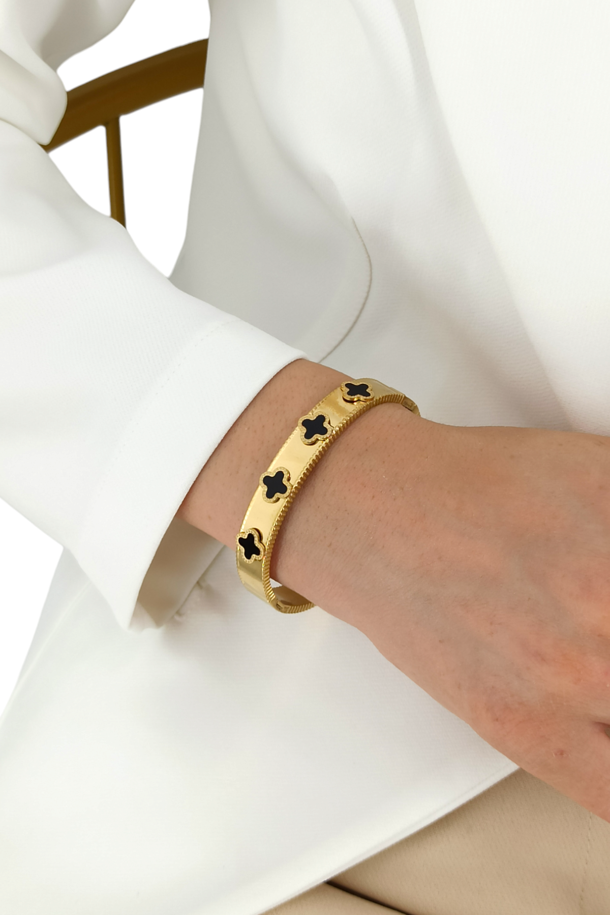 Çelik Sedef Yonca Kelepçe Bileklik