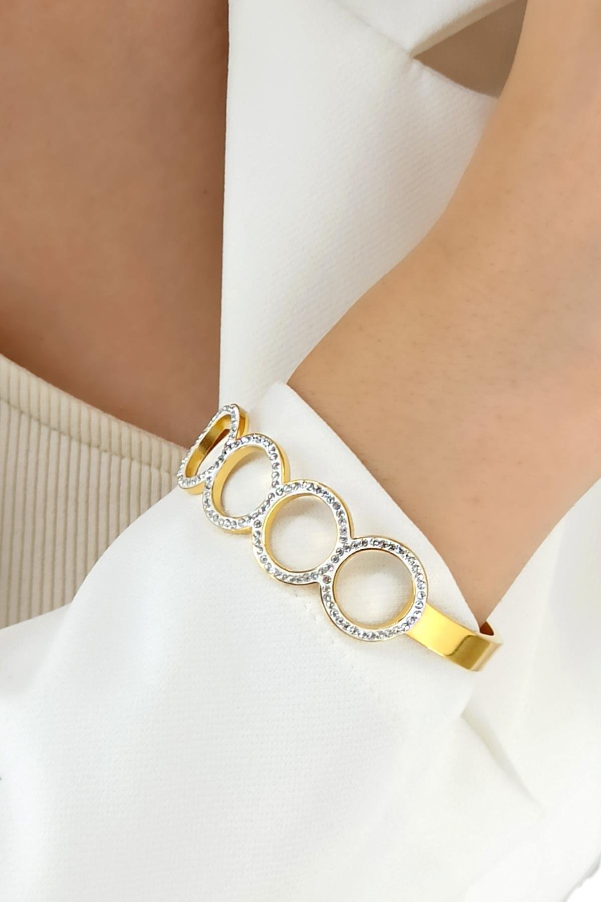 Çelik Taşlı Halka Kelepçe Bileklik