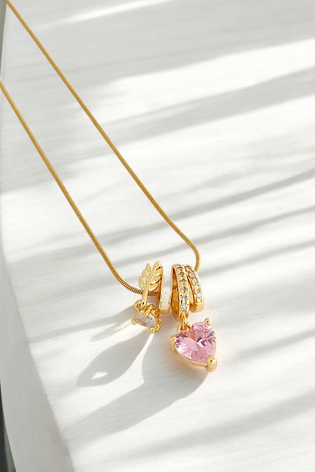 Çelik Taşlı Kalp Charm Kolye