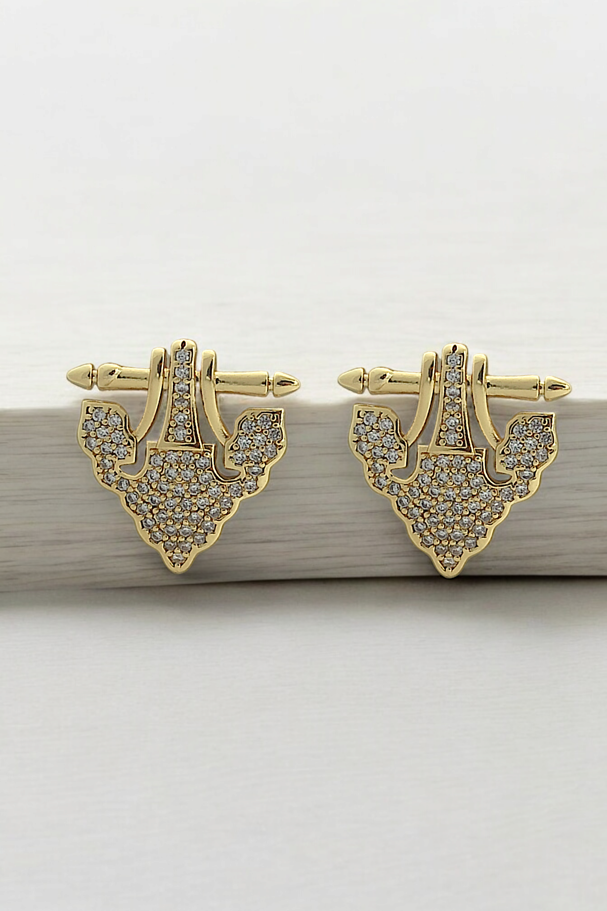 Çelik Taşlı Küpe Leyla Küpe