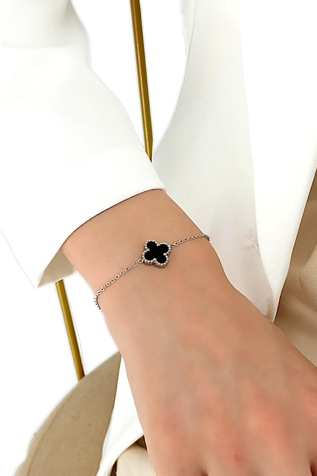 Çelik Tek Yonca Sedef Bileklik Van Cleef Model