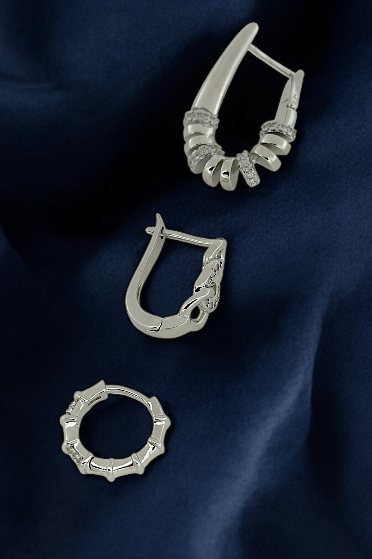 Premium 3'lü Taşlı Geçmeli Küpe Kombin