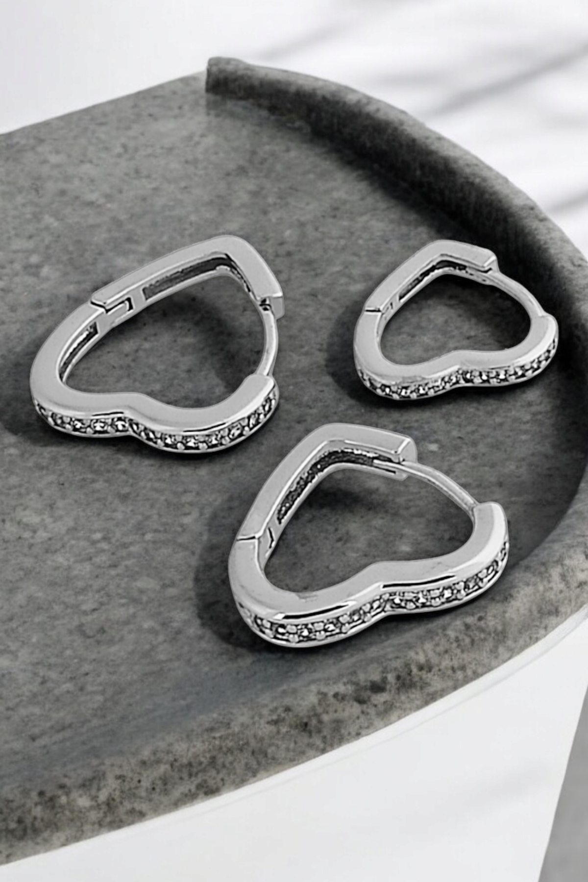 Premium 3'lü Taşlı Kalp Küpe Kombin