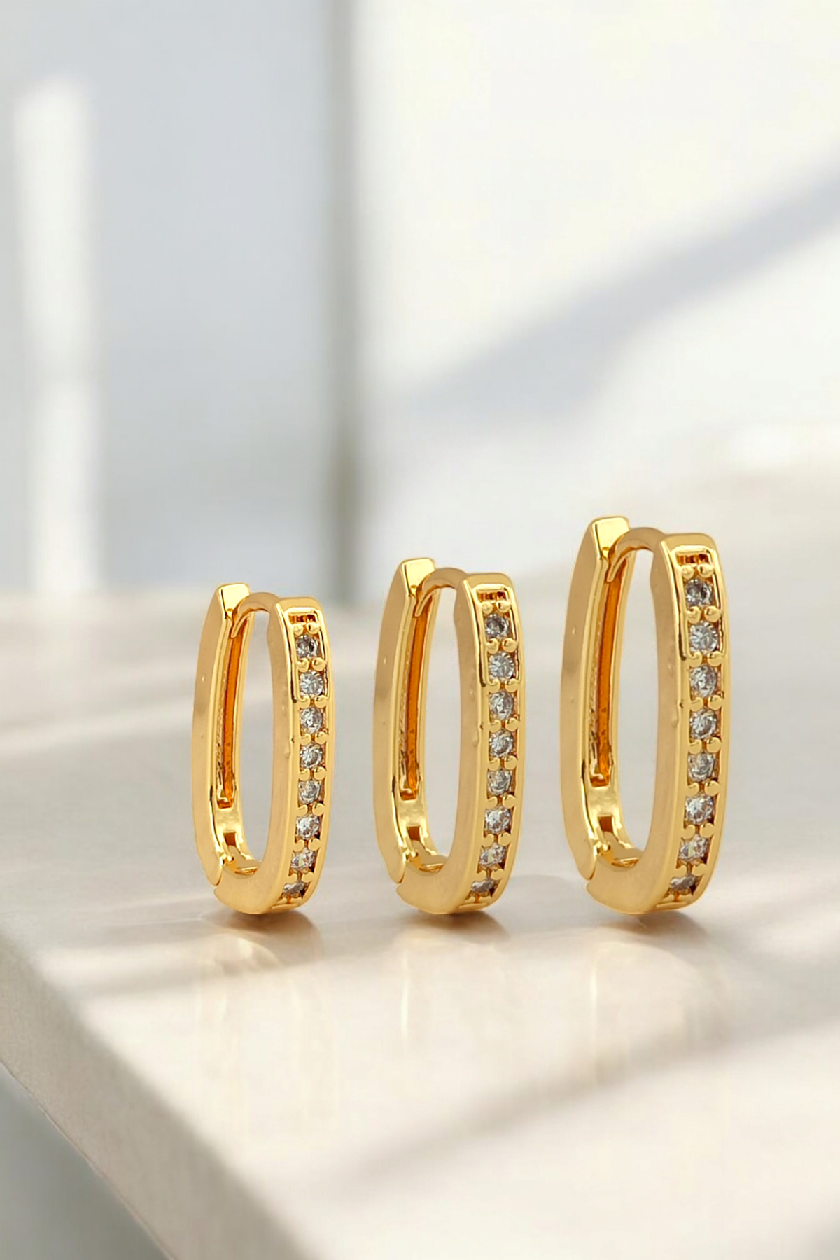 Premium 3'lü Taşlı Oval Halka Küpe