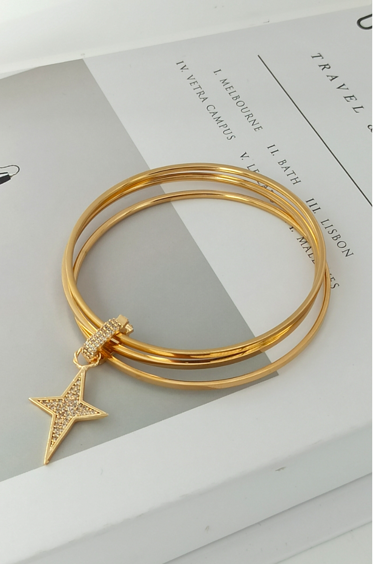 Premium Ajda Charm Taşlı Kuzey Yıldız Charm