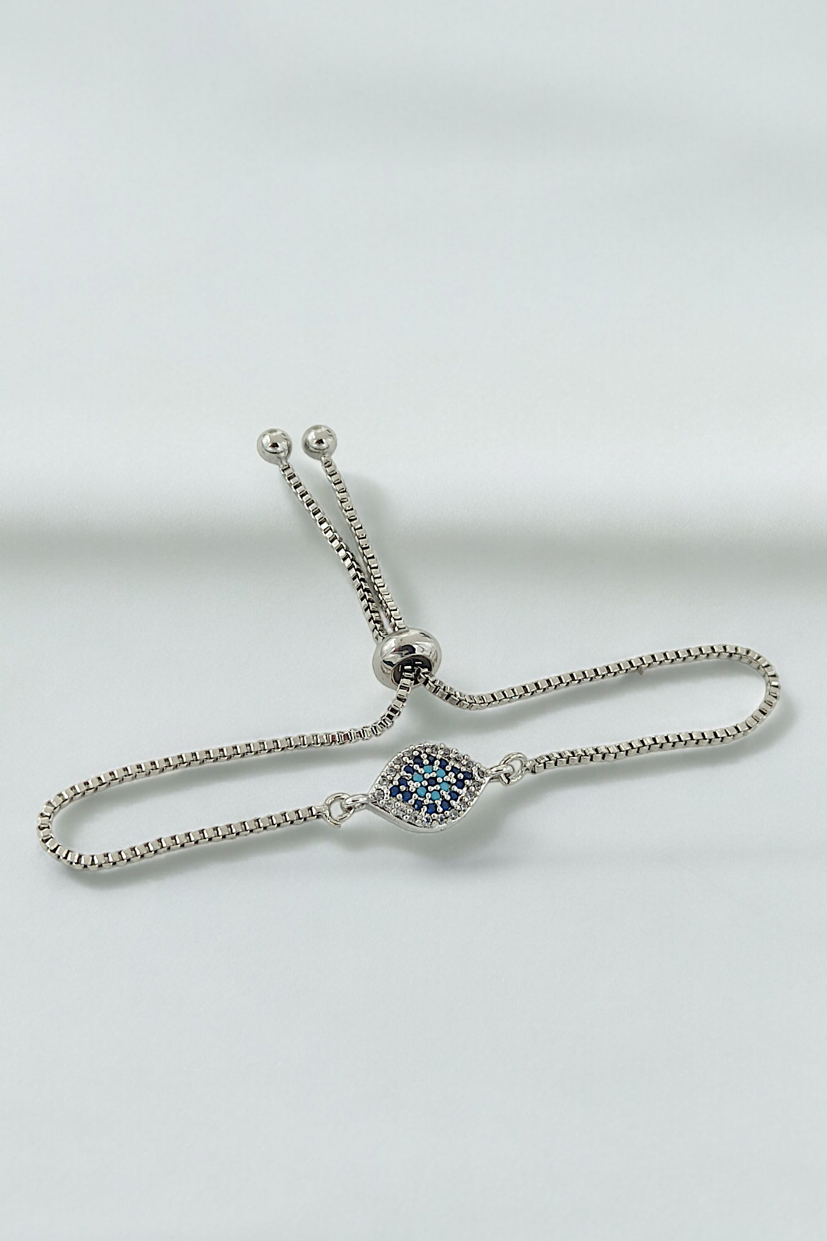 Premium Asansörlü Taşlı Göz Bileklik