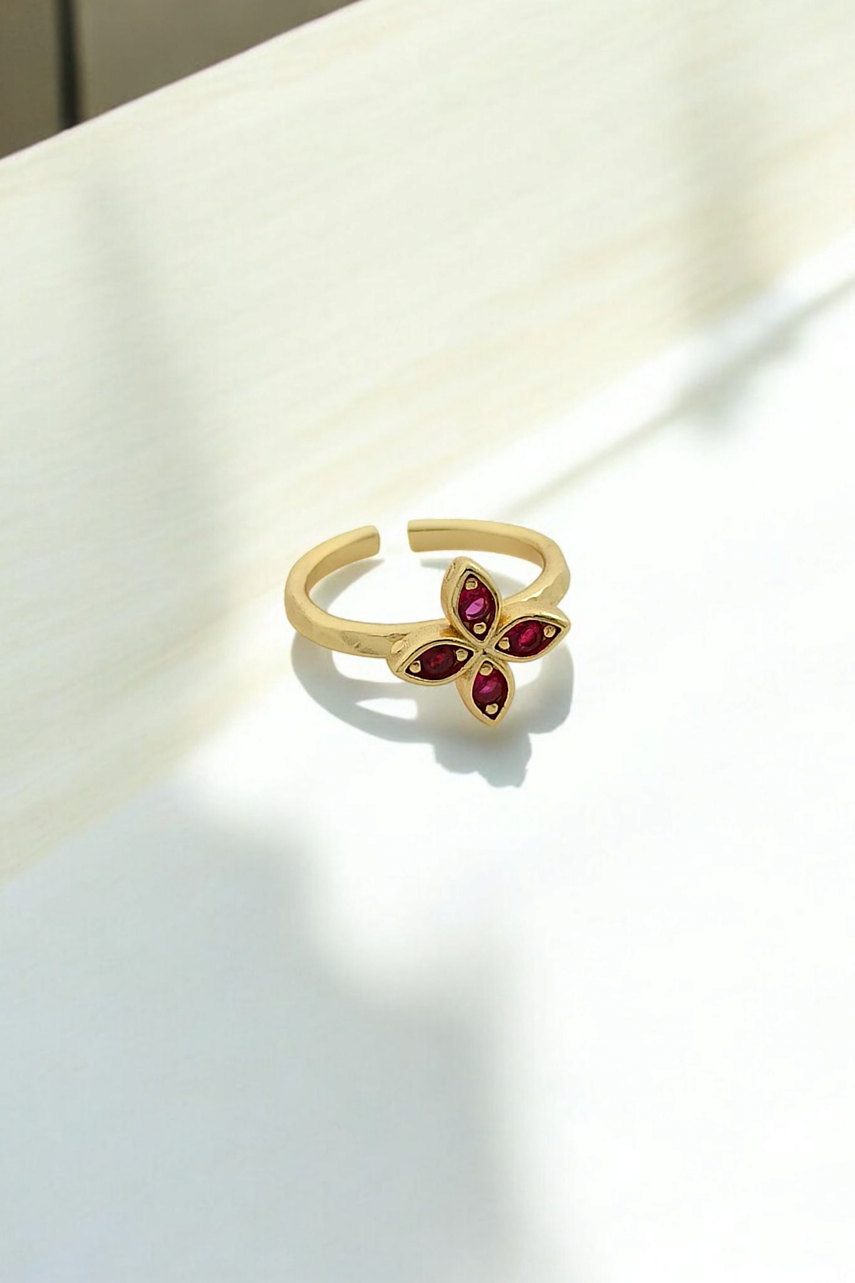 Premium Ayarlanabilir Renkli Taşlı Yonca Yüzük 1456