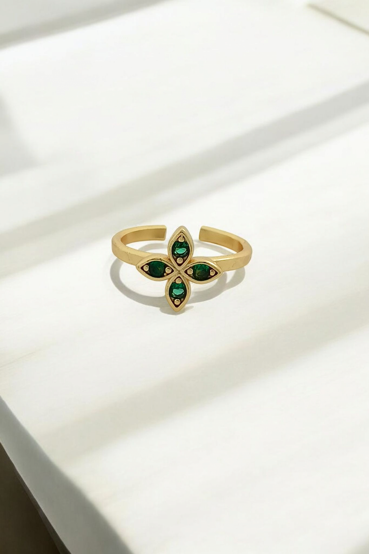 Premium Ayarlanabilir Renkli Taşlı Yonca Yüzük 1456