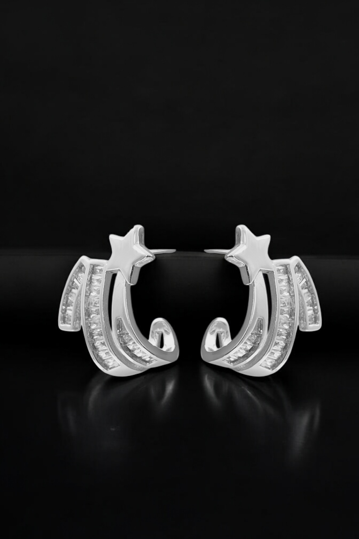 Premium Baget Taşlı Plaka Yıldız Küpe 35649