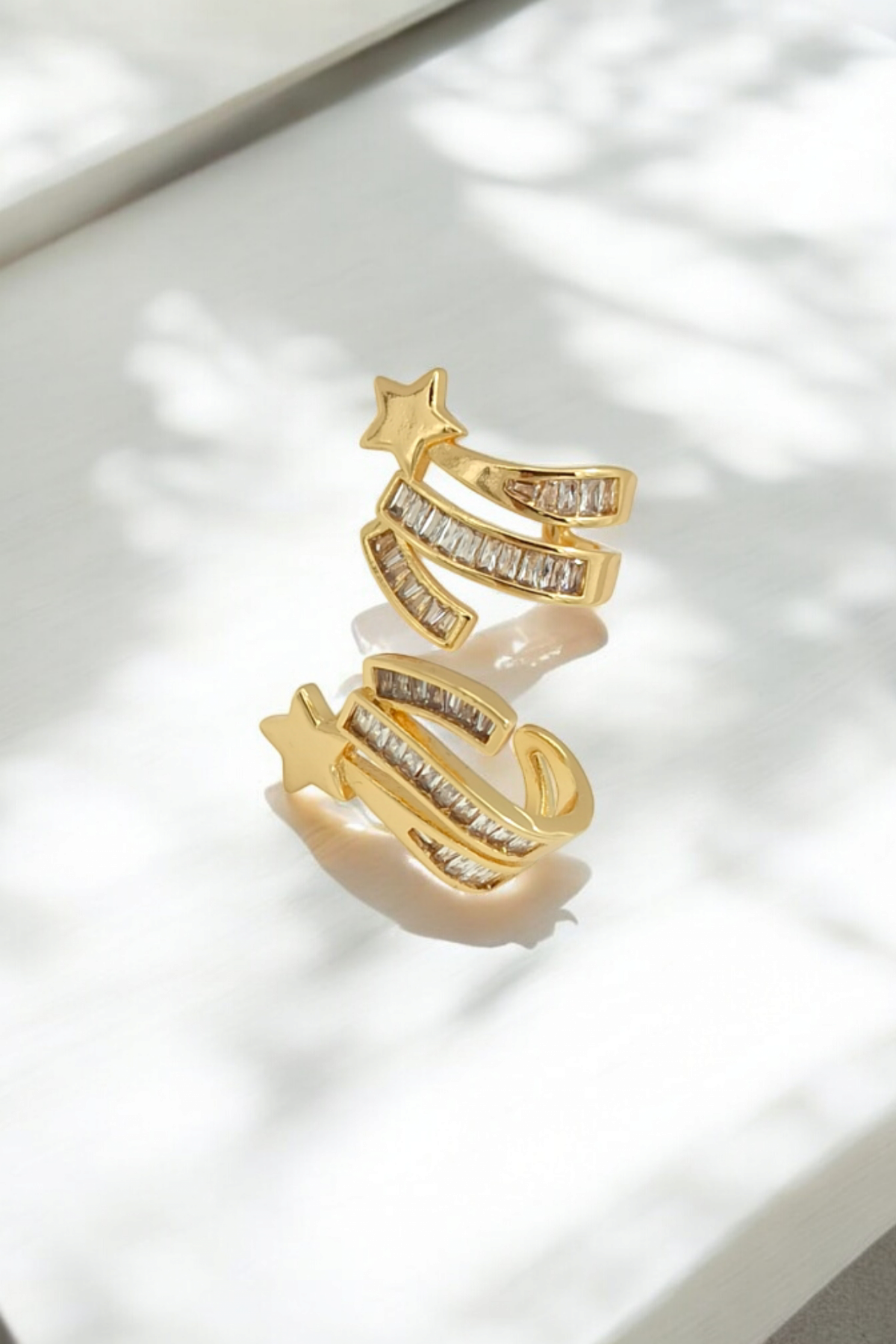 Premium Baget Taşlı Plaka Yıldız Küpe 35649