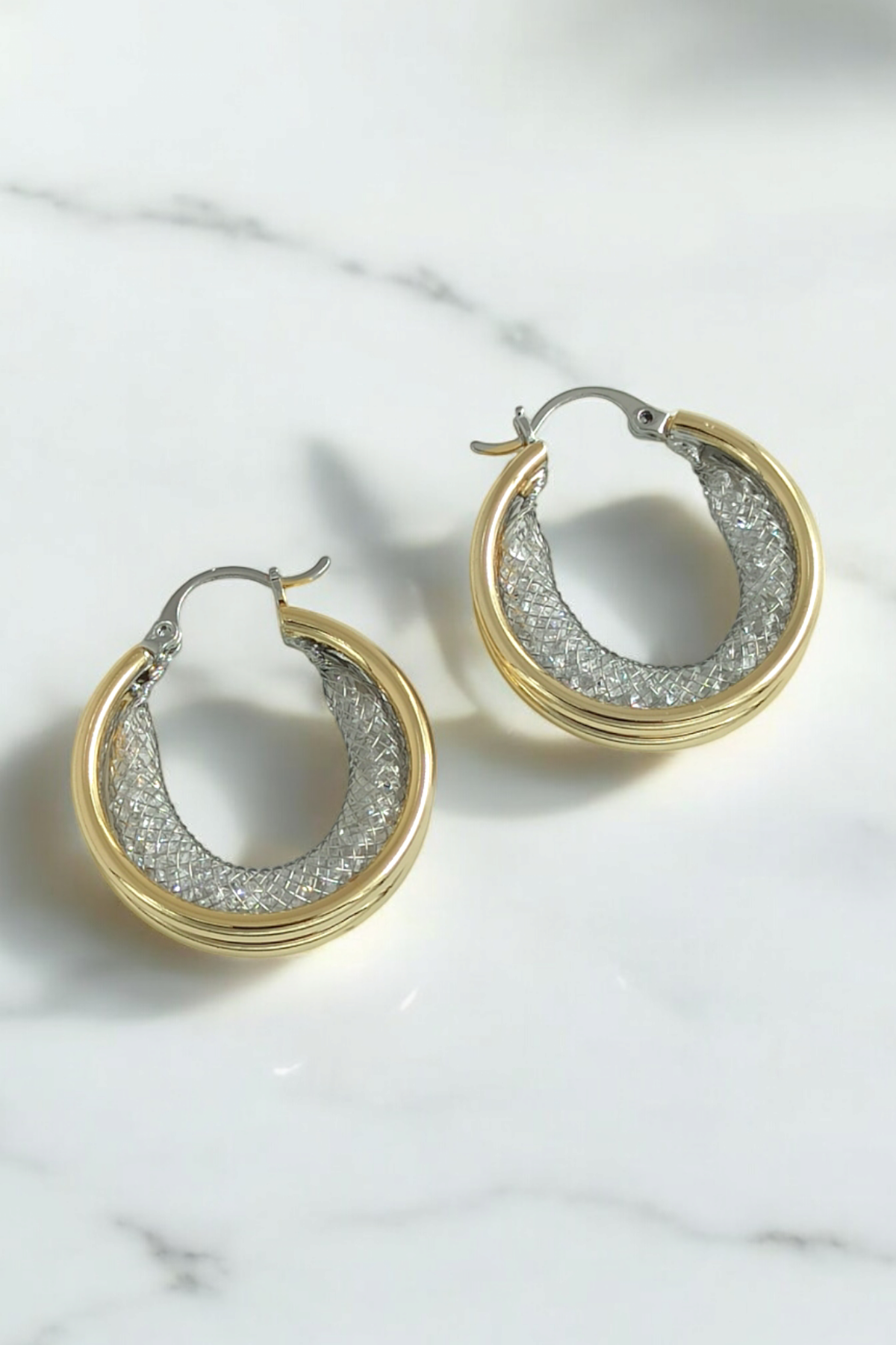 Premium İçi Taşlı Hasır Halka Küpe 35648