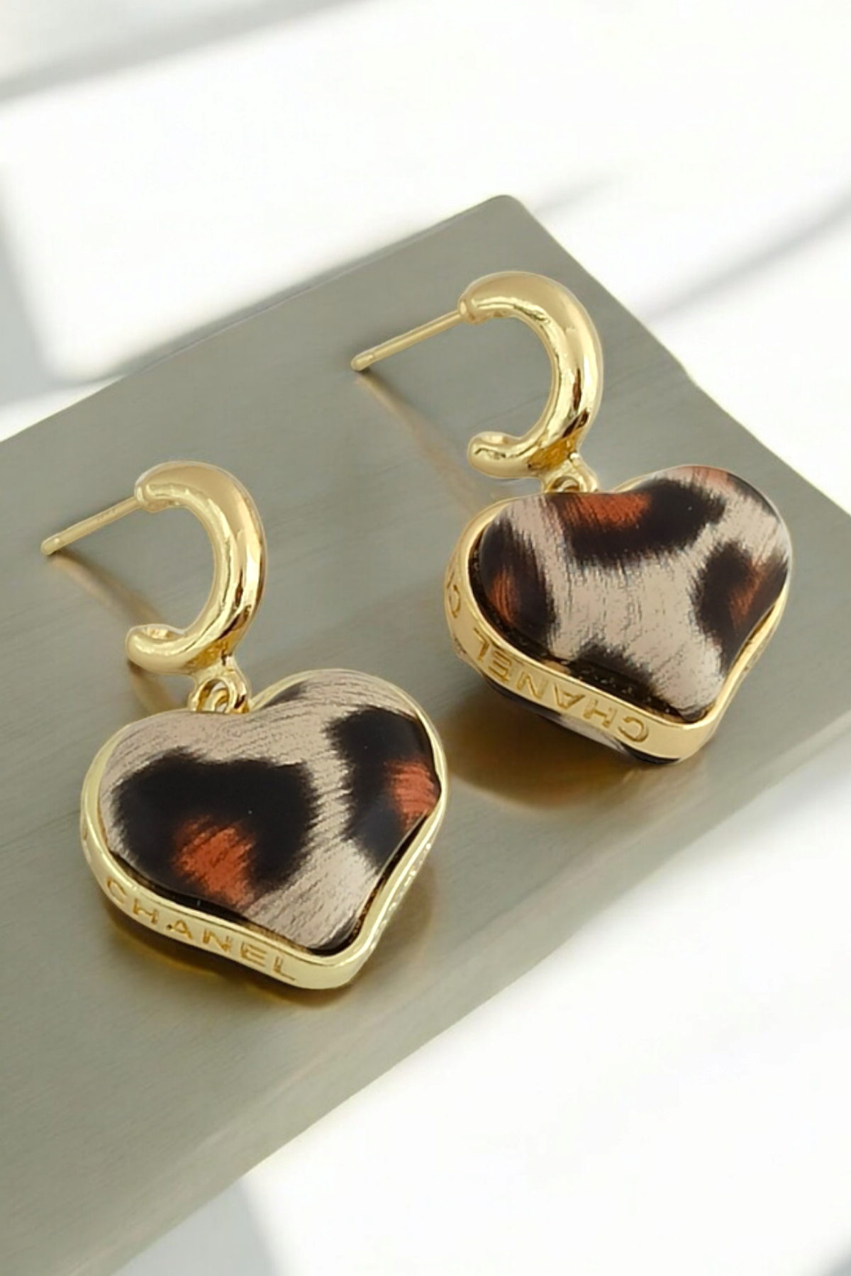 Premium Leopar Desenli Kalp Küpe