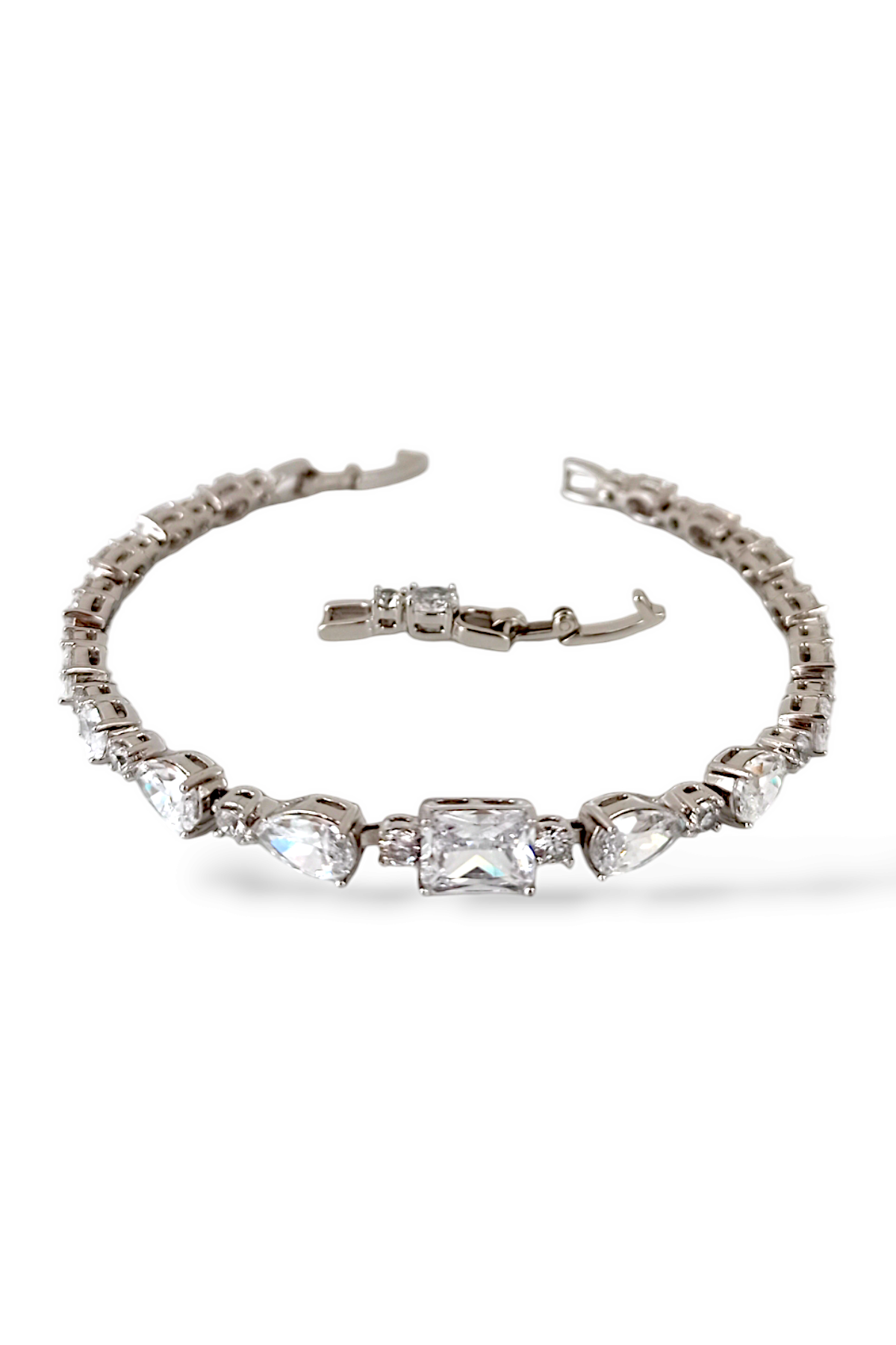 Premium Özel Seri Xuping Renk Atmaz Zirkon Damla Taş Bileklik