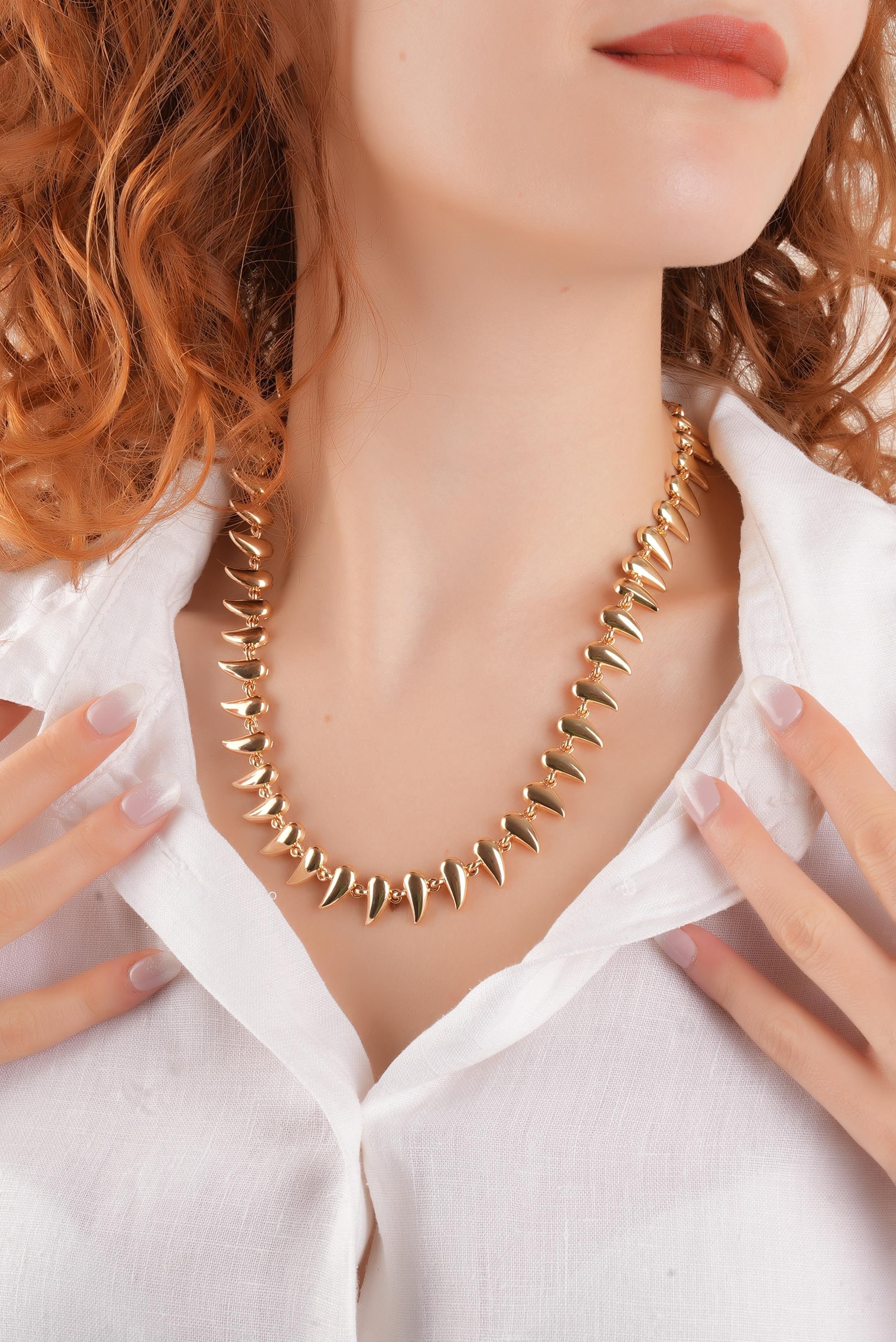 Premium Plaka Sıralı Damla Tasarım Kolye 50663