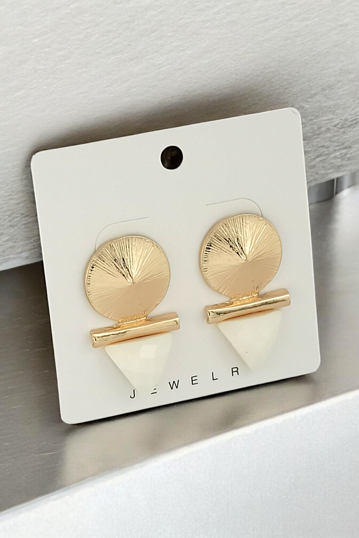 Premium Plaka Üçgen Tasarım Küpe