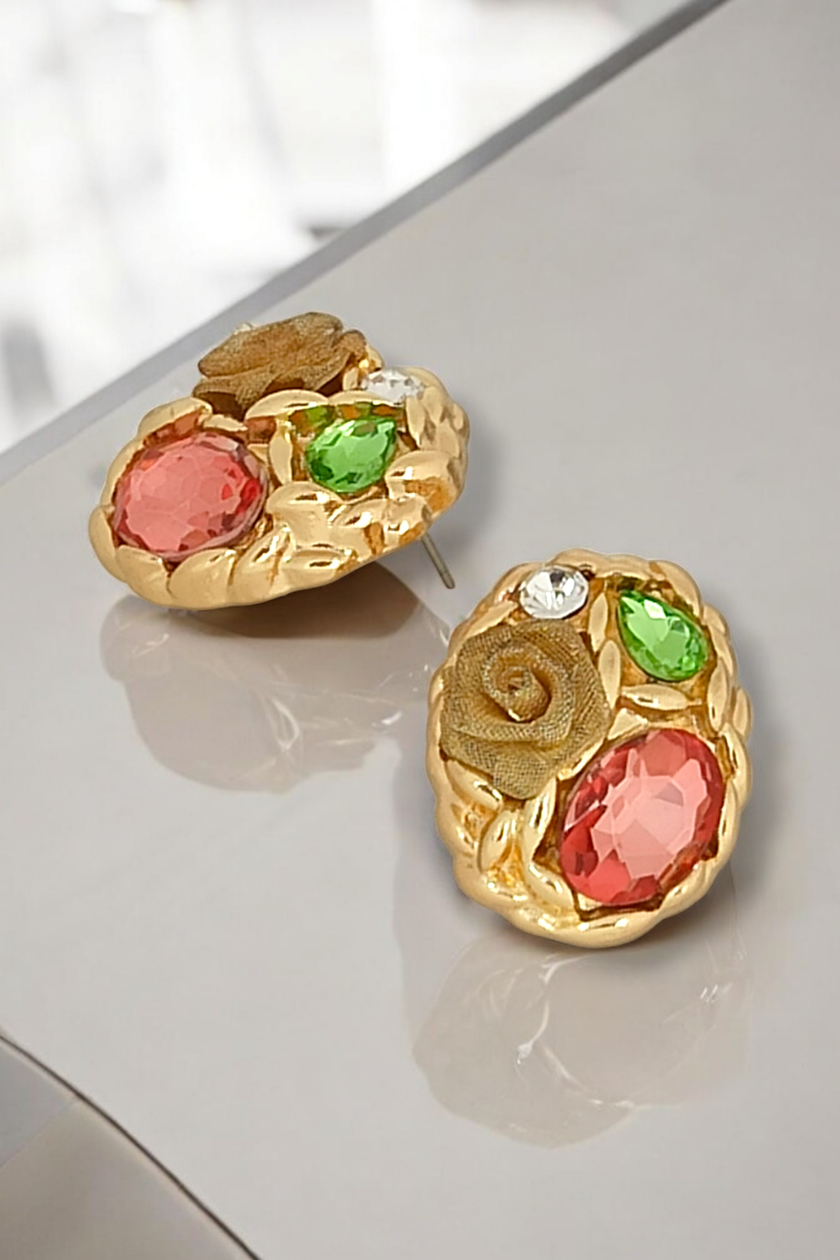 Premium Renkli Taşlı Gül Küpe