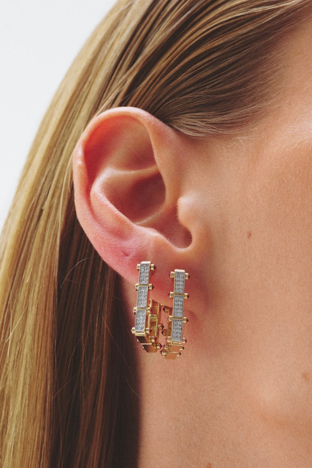 Premium Serenay Küpesi  Leyla Küpesi Kırmızı taşlı Küpe