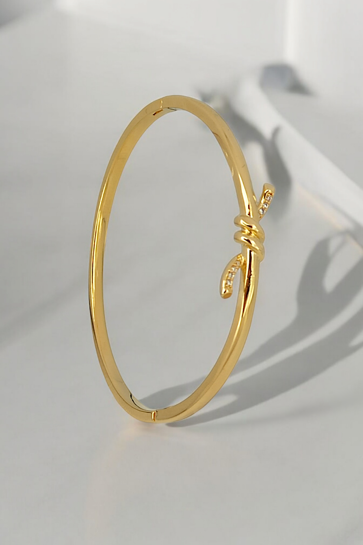 Premium Taşlı Düğüm Kelepçe Bileklik