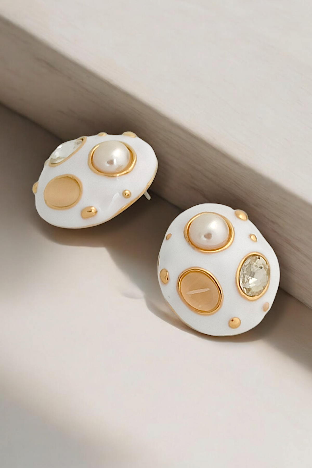 Premium Taşlı İnci Detay Plaka Küpe