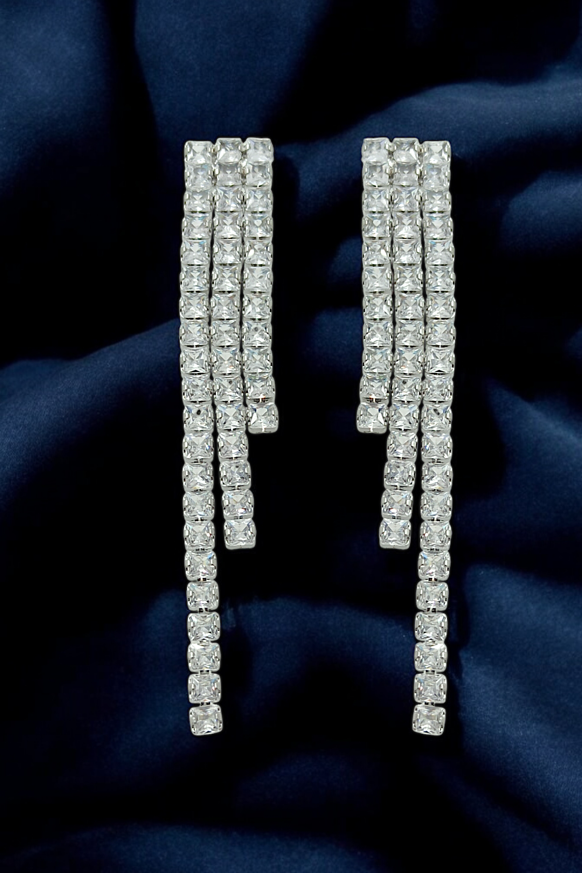 Premium Üç Sıra Su Yolu Küpe