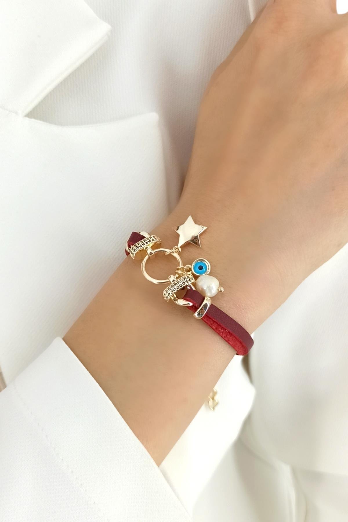 Premium Yıldız Deri Bileklik