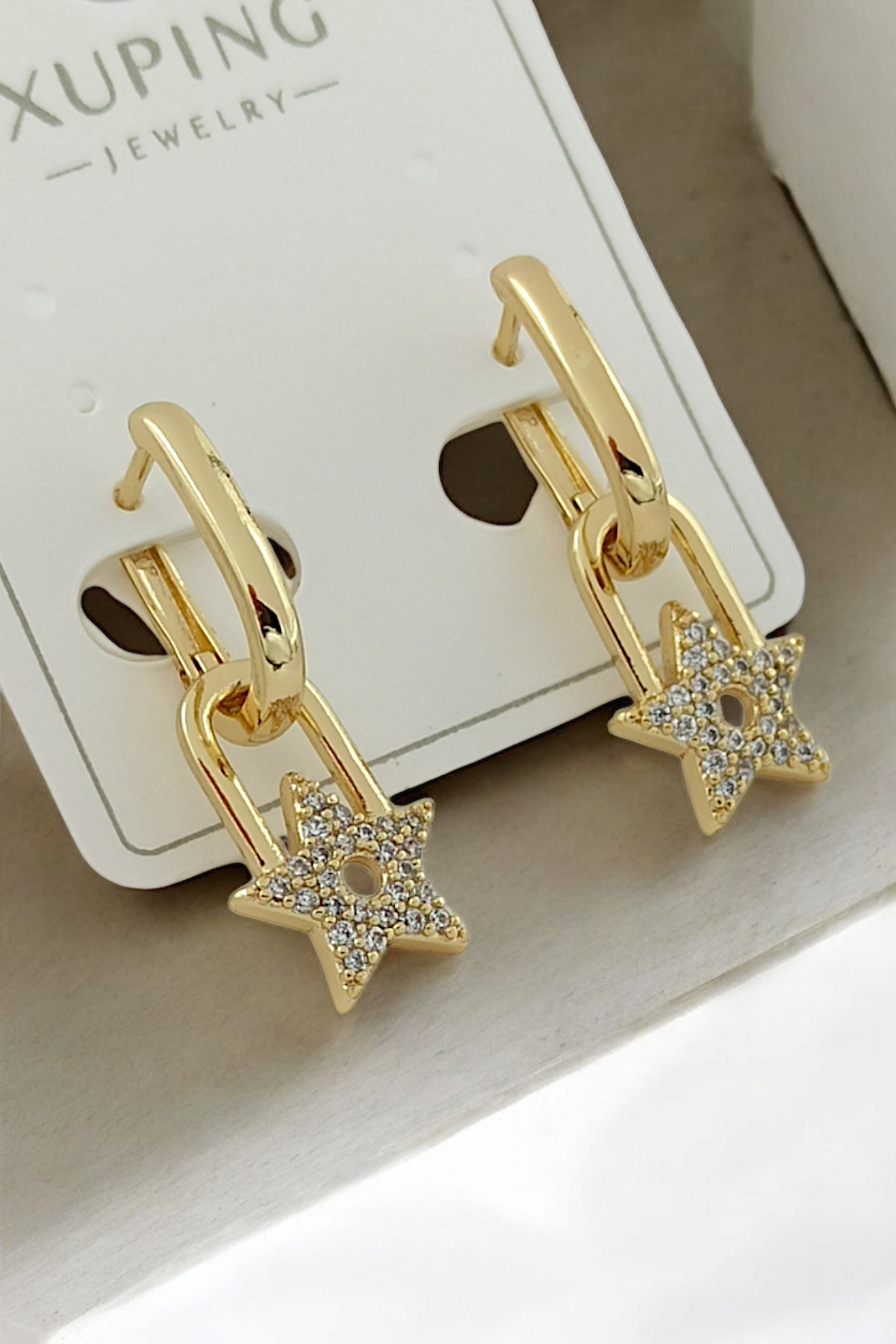 Xuping Renk Atmaz Taşlı Yıldız Küpe