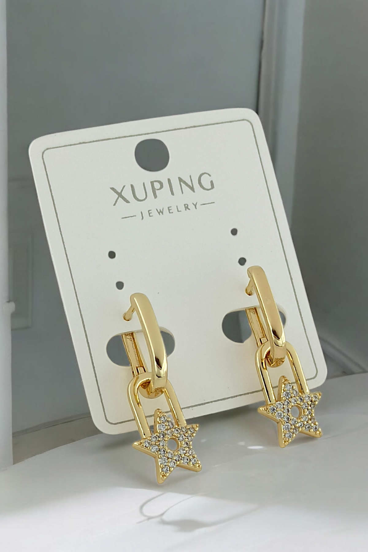 Xuping Renk Atmaz Taşlı Yıldız Küpe