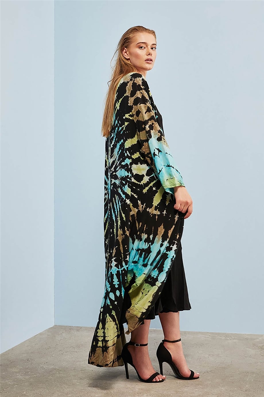 Batik Siyah Kaftan