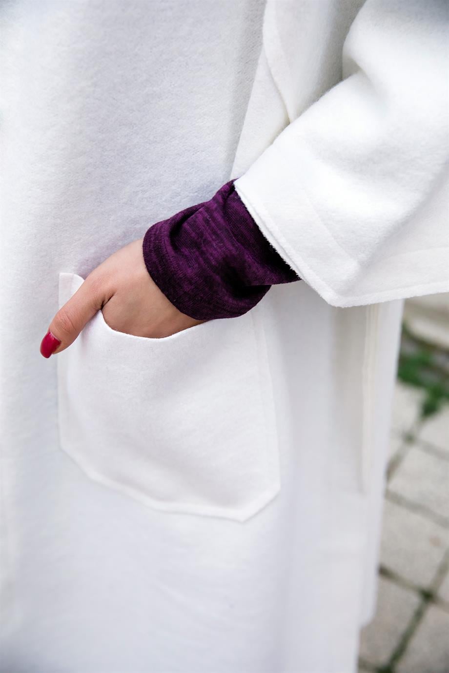 Ekru Oversize Keçe Kaban