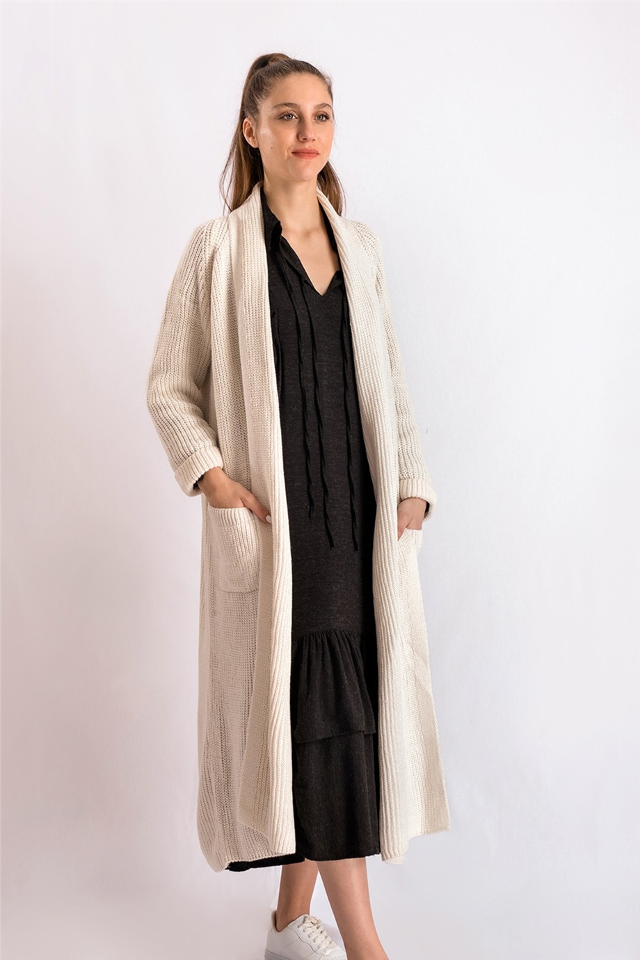 Şal Yaka Ekru Oversize Hırka