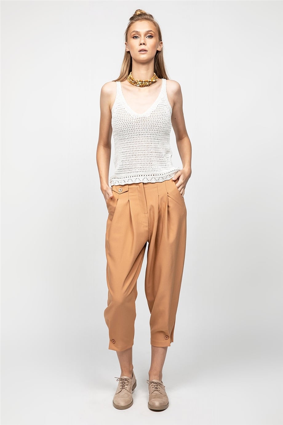 Taba Paçası Düğmeli Slouchy Pantolon