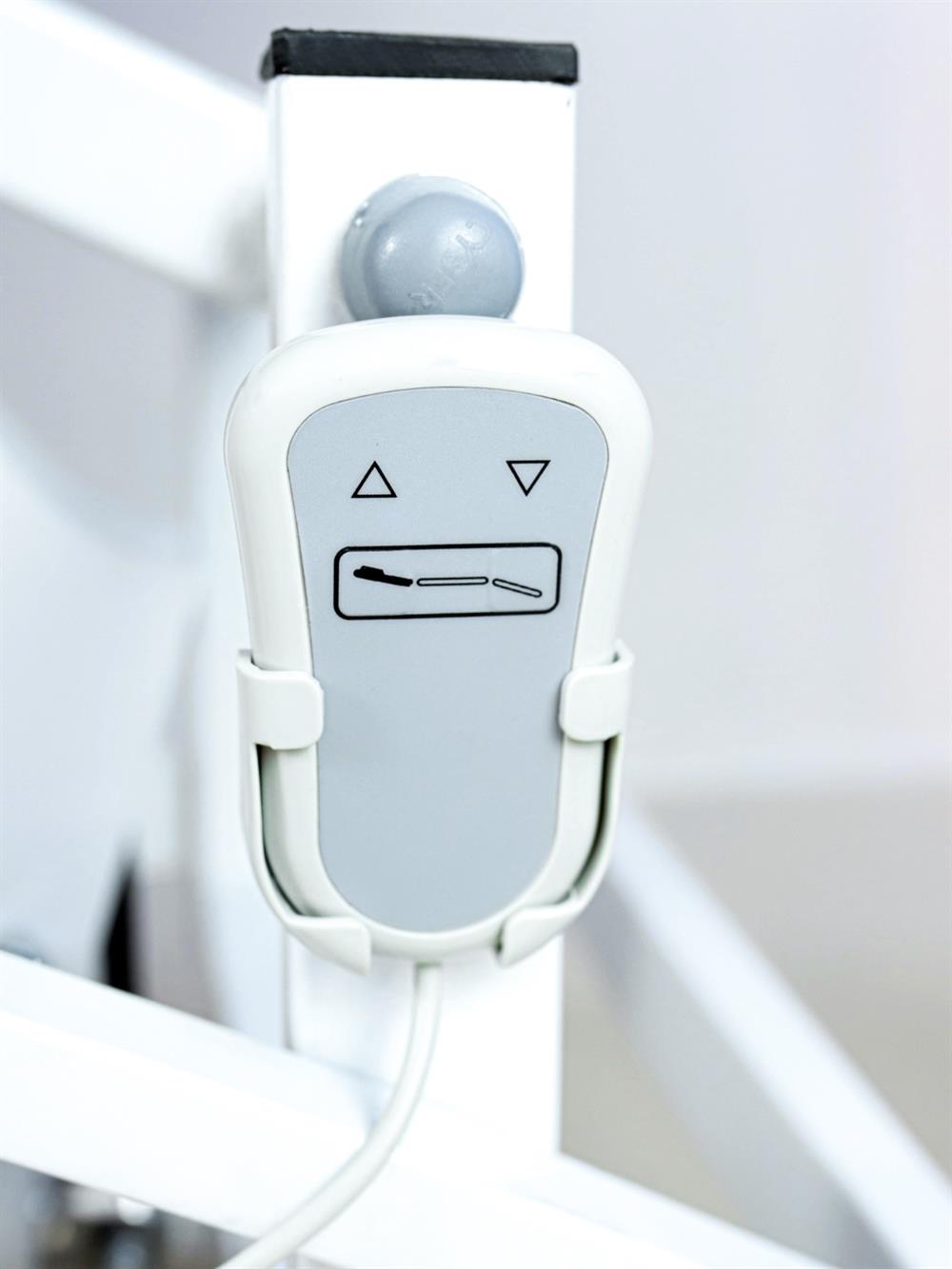 2 Parçalı Elektrikli Manüplasyon YatağıRehabilitasyon Egzersiz YataklarıİmalatAlpmed-042 Parçalı Elektrikli Manüplasyon Yatağı