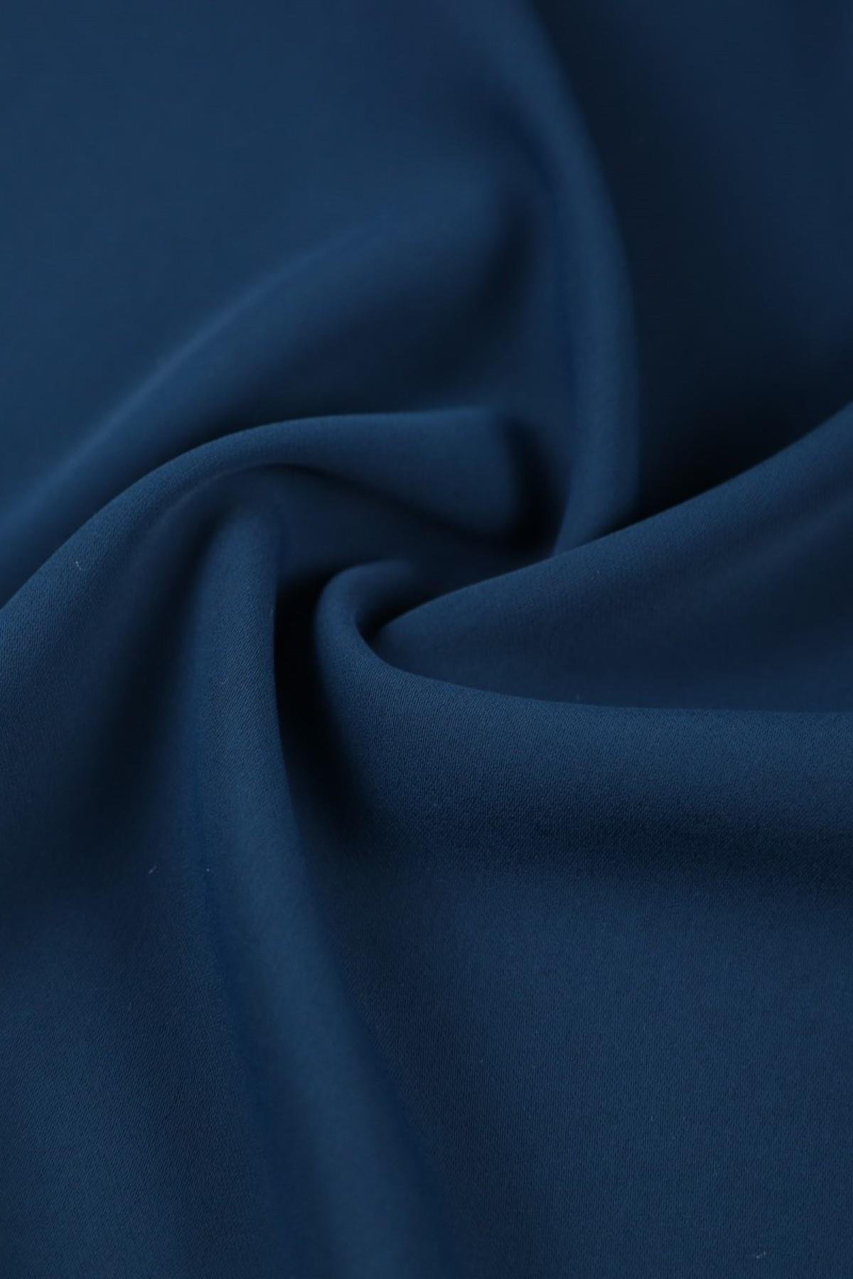 ADRIANA K2 C#24 ESKİ PETROL - Kumaş Deposu