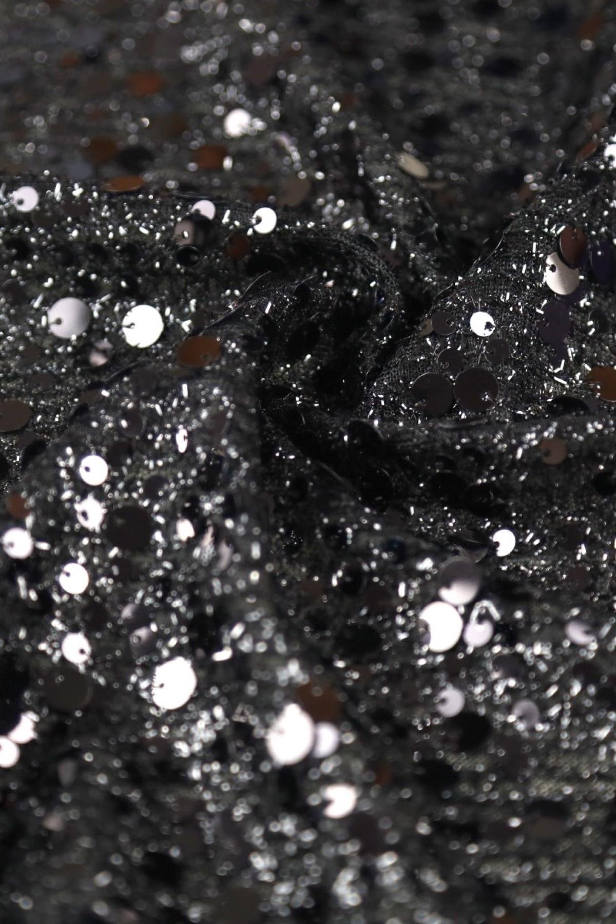 ANALI KIZLI BÜYÜK DESEN C#1 SİYAH/SİYAH - Kumaş Deposu