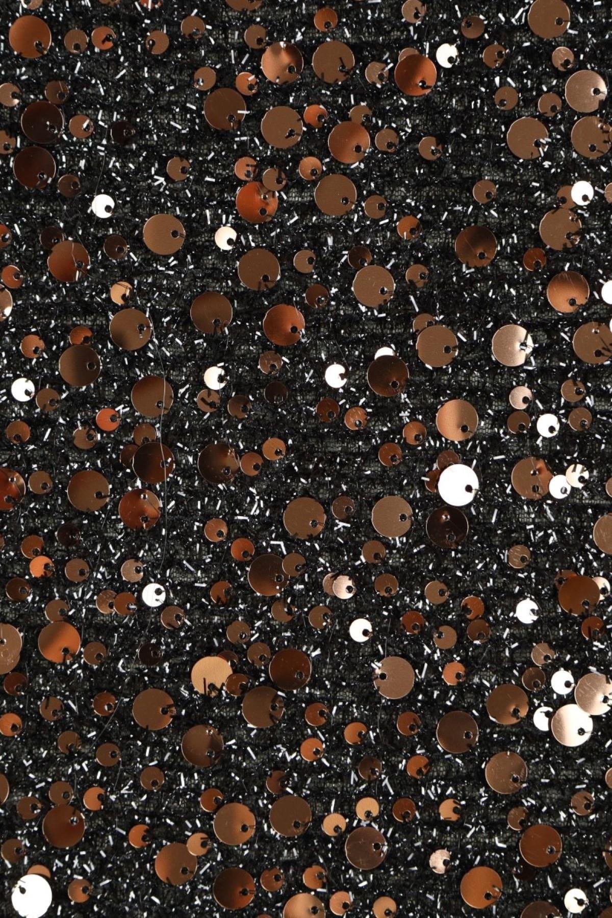 ANALI KIZLI BÜYÜK DESEN C#2 GOLD/SİYAH - Kumaş Deposu