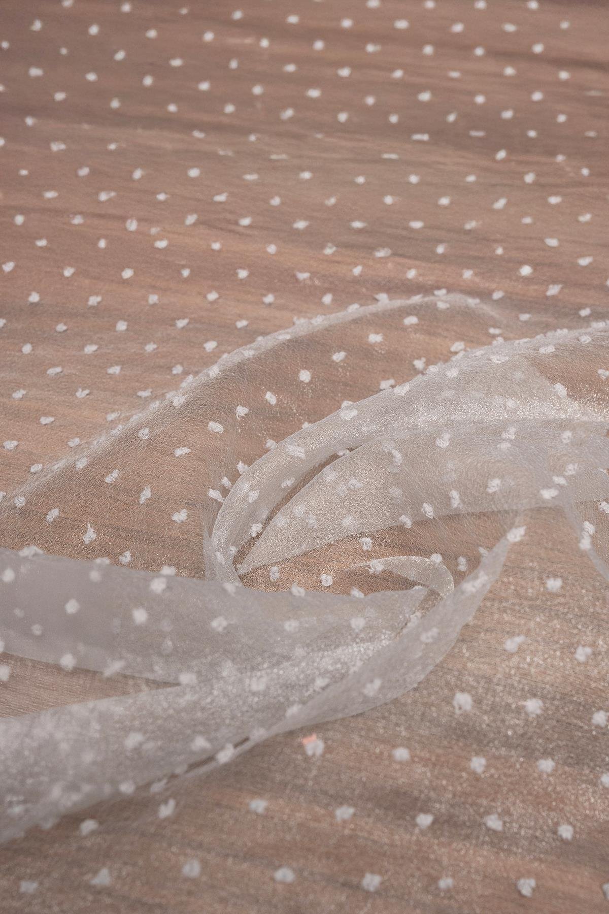 Floklu Dalya Organze Gri Rengi Kumaş - Kumaş Deposu