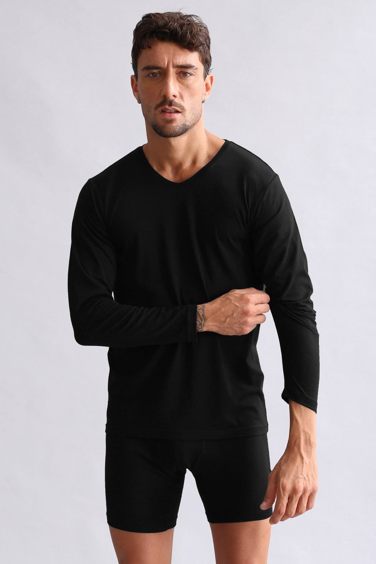 BAMBU HERCULES Slim Fit V Yaka Uzun Kollu Erkek  Fanila Siyah