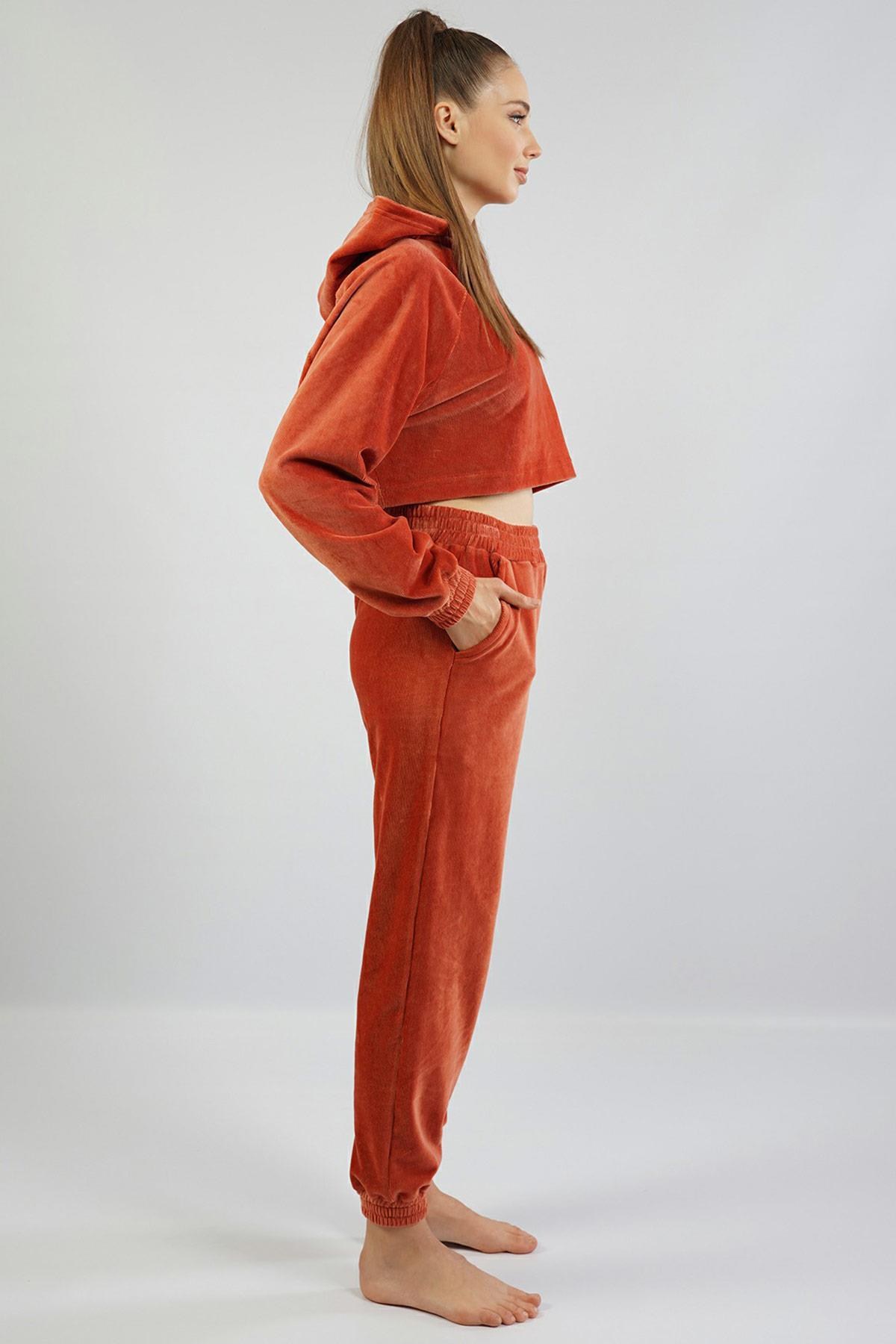 Mısırlı Kadın Kadife Uzun Kollu Pijama Takımı Kiremit