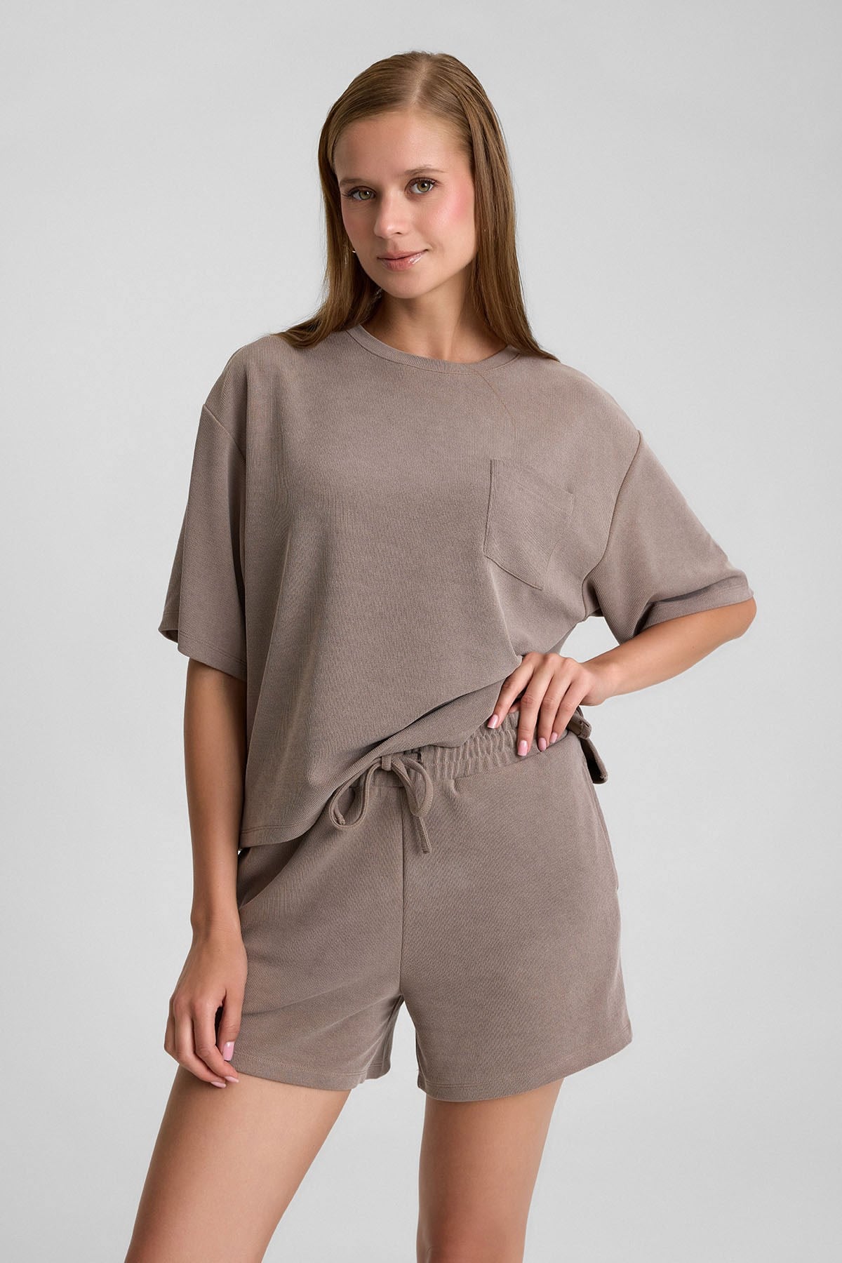 Mısırlı Kadın Modal Oversize Cepli T-shirt Şort Takım Açık Kahverengi