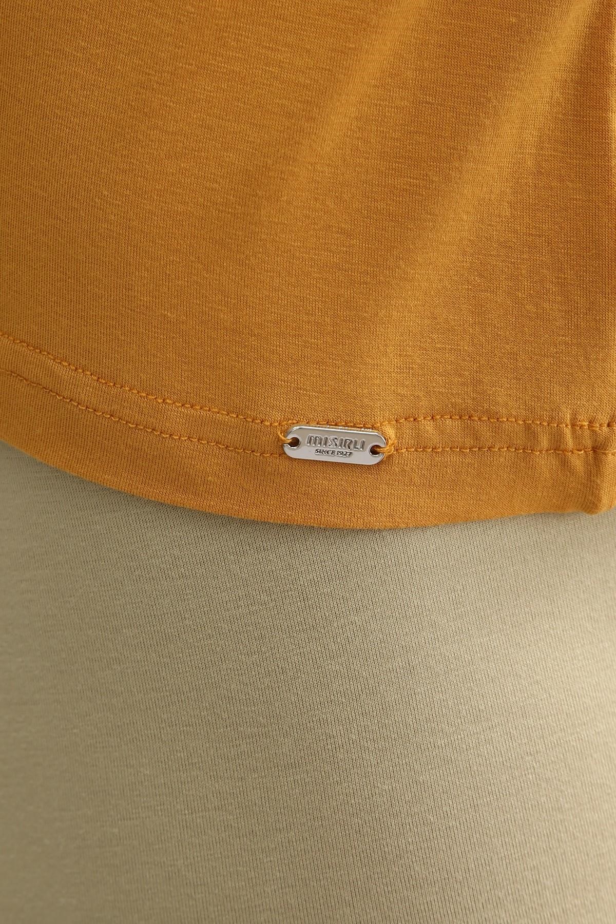 Mısırlı ORGANIC Pamuklu ZEUS LUXURY Regular Fit V Yaka Sporcu Atlet / T-Shirt Hardal