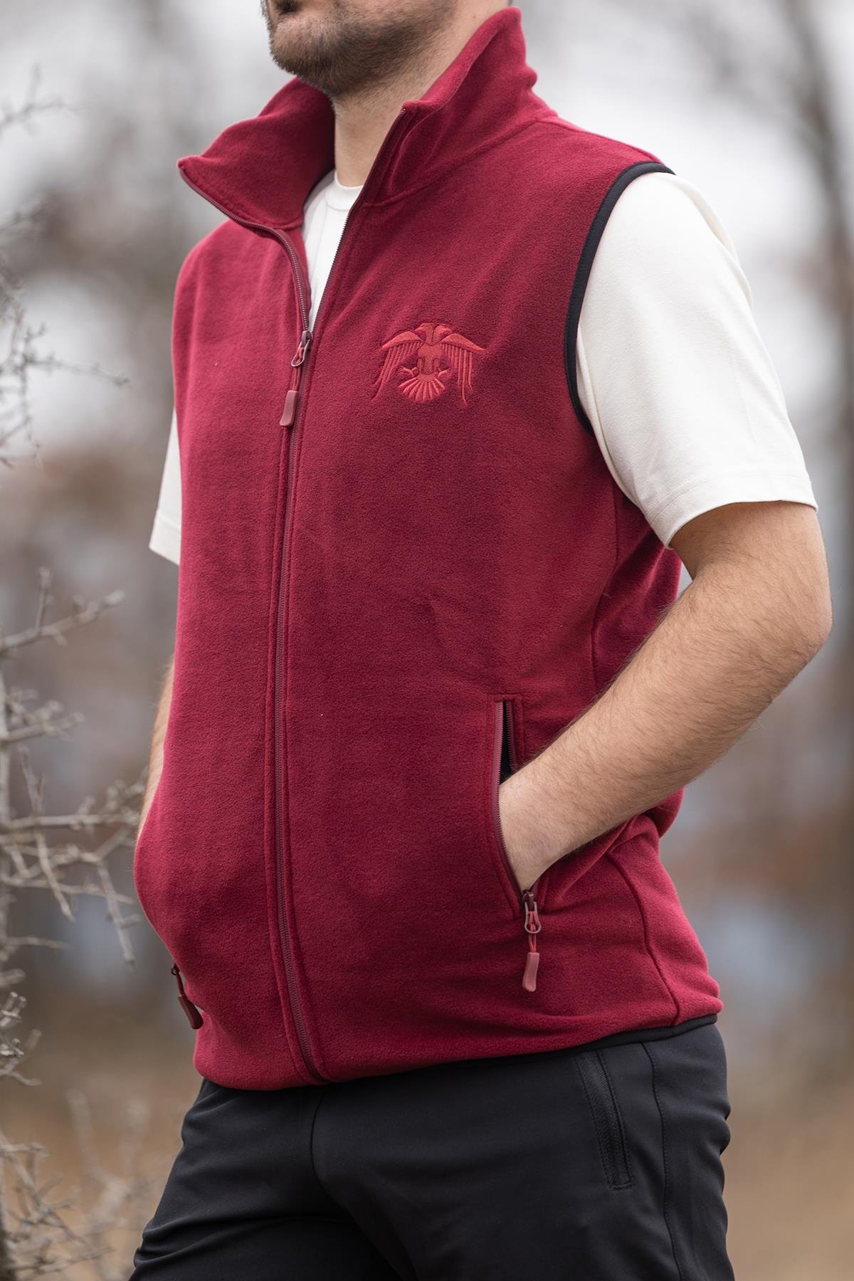 hugluoutdoorBordo Polar Yelek Kartal Nakışlı 
