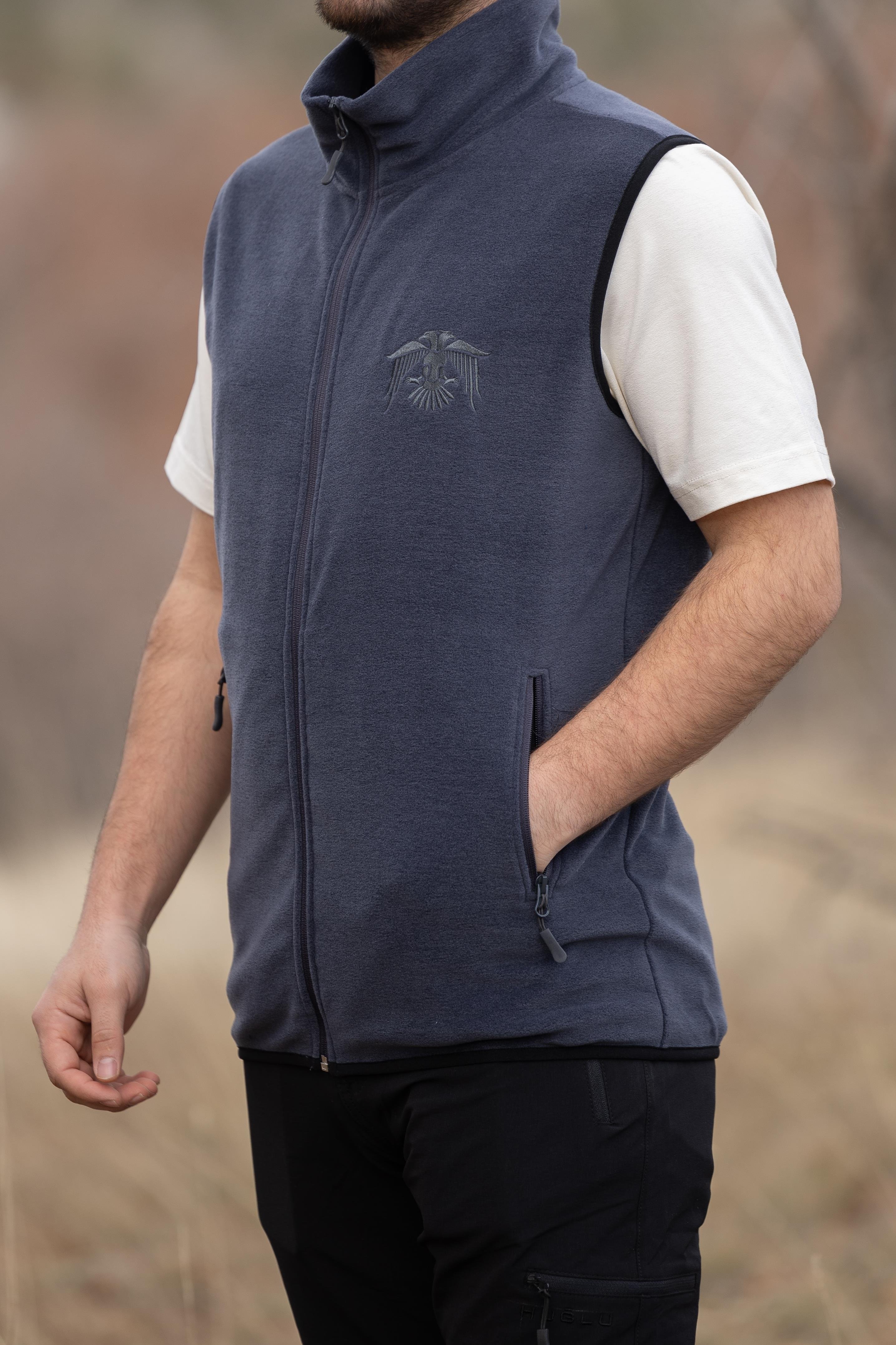 hugluoutdoorKartal Nakışlı Füme Polar Yelek