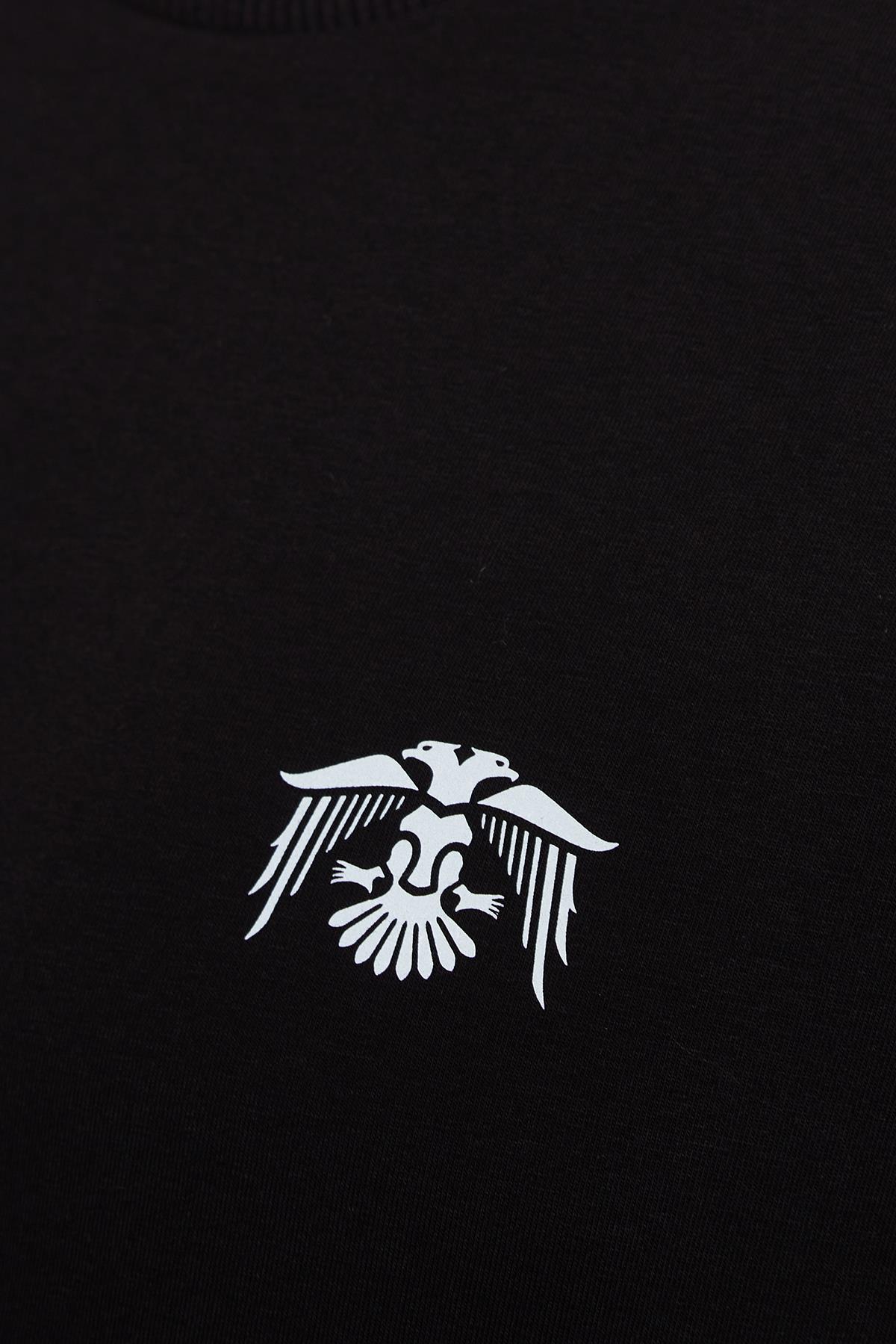 hugluoutdoorSiyah Basic T-Shirt Kartal Logo