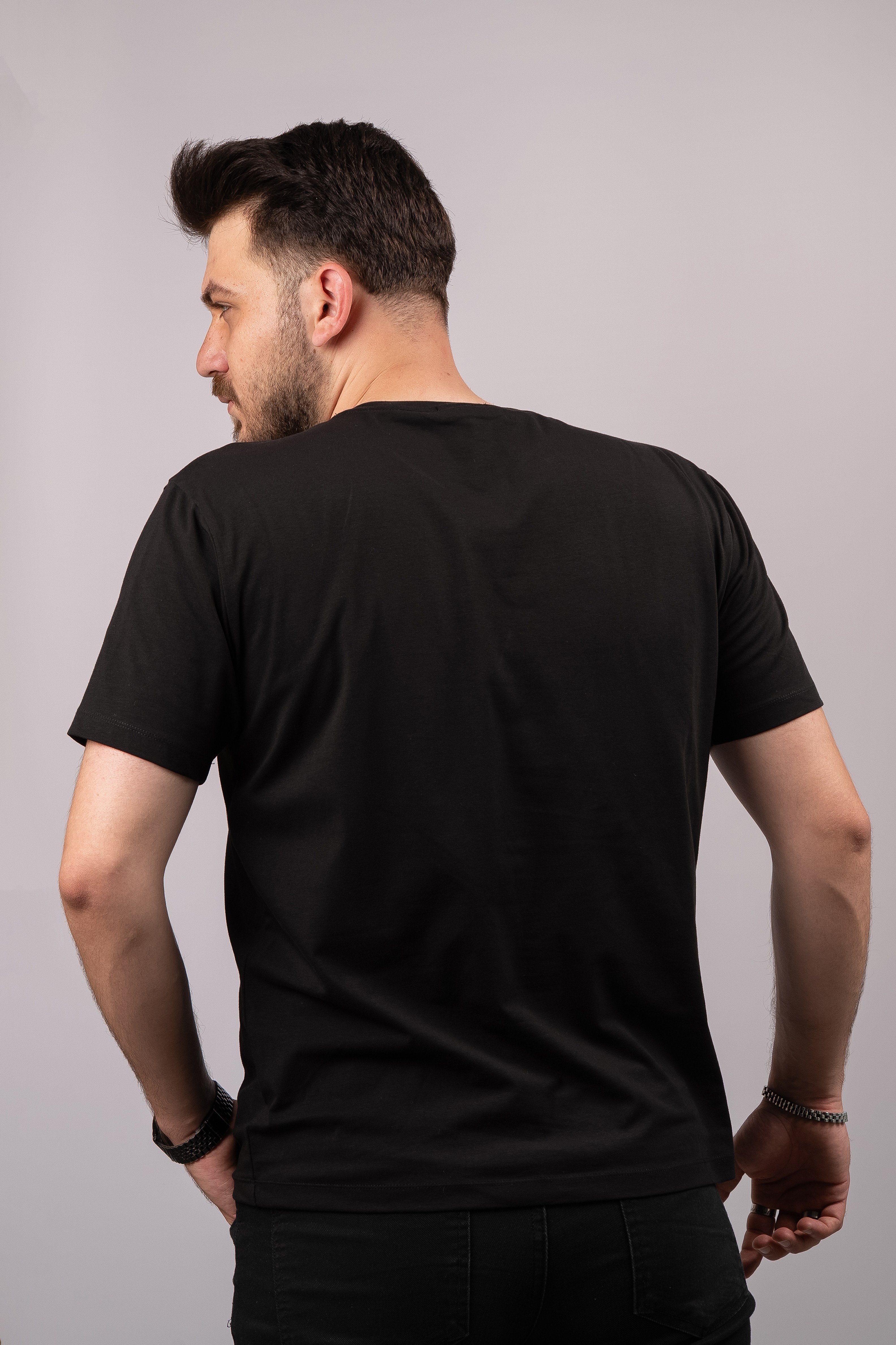 Huğlu Outdoor Fit Kalıp Baskısız Siyah T-shirt