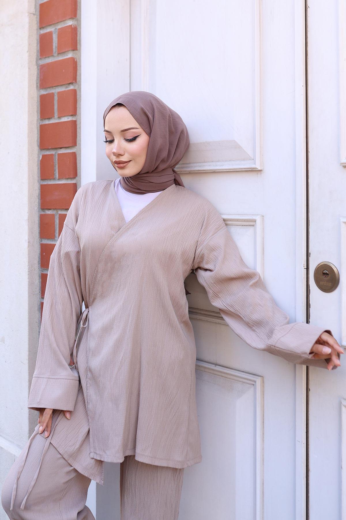 Bağlama Detaylı Kimono Takım Vizon