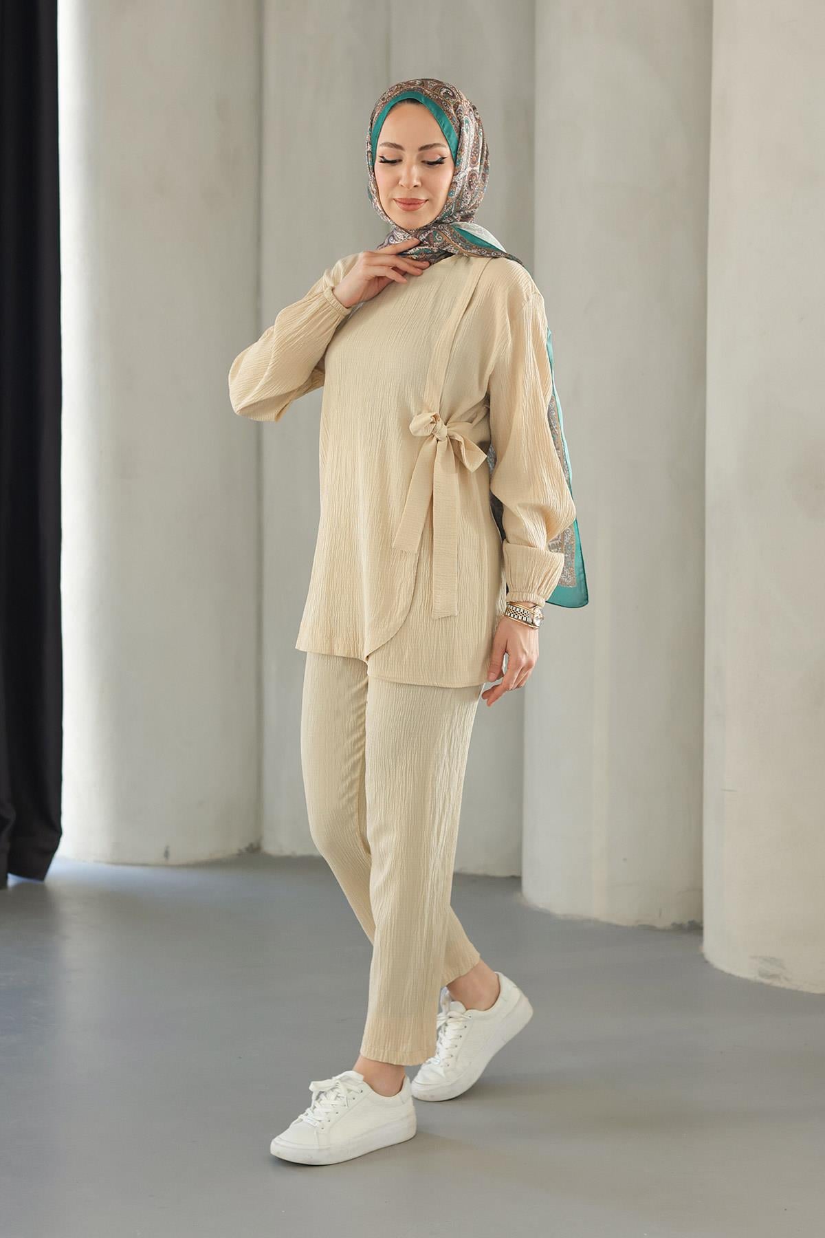 Bağlama Detaylı Takım Bej